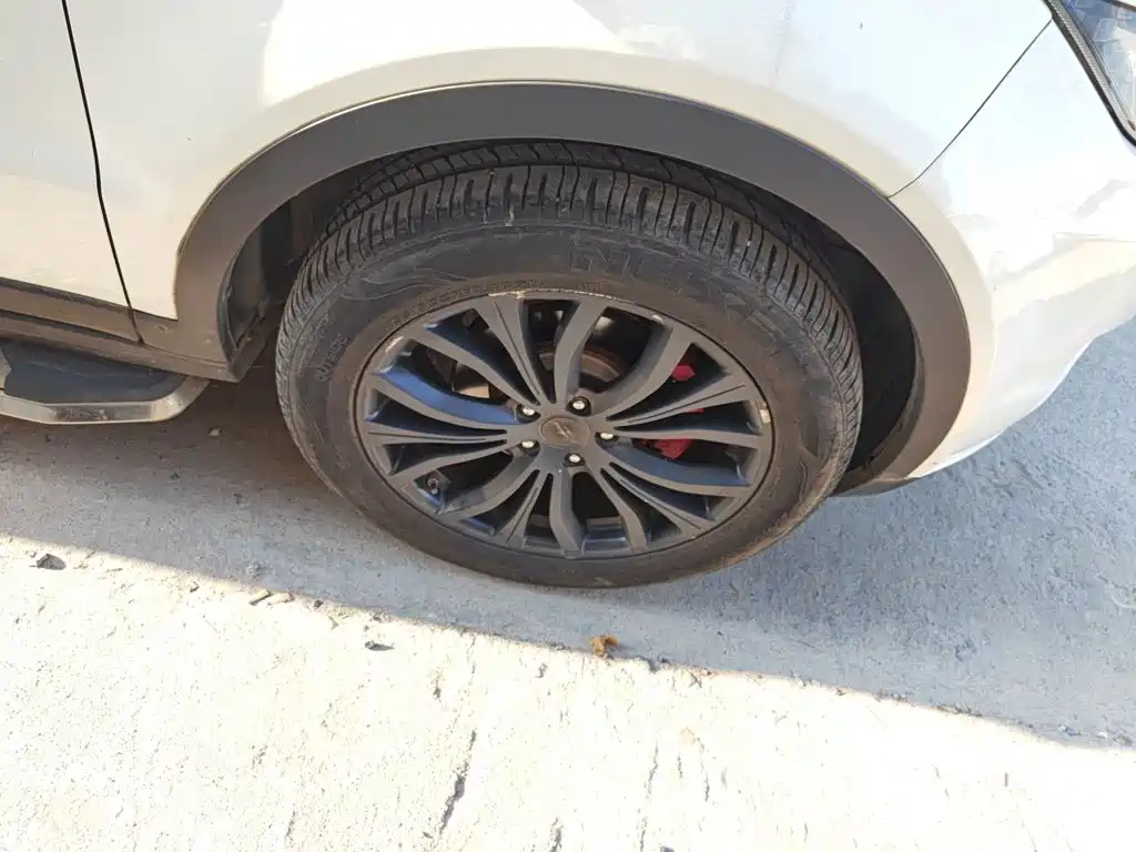 Landwind X7 2016 2015 2.0T Panoramic Flagship Edition