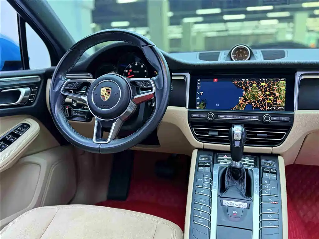 Porsche Macan 2018 Macan 2.0T фото 12