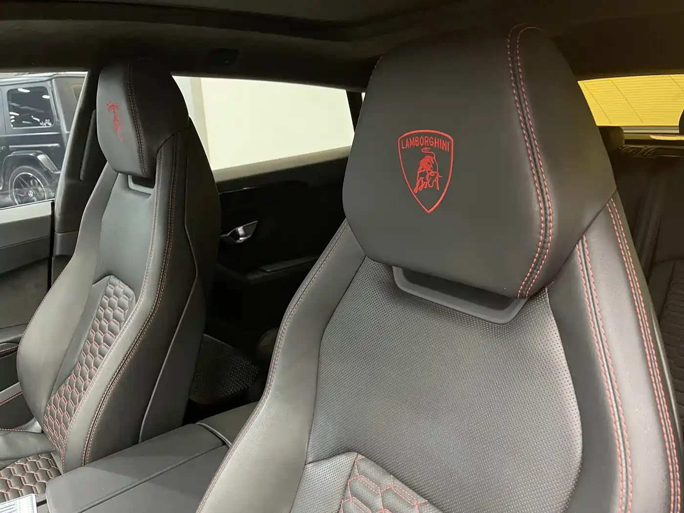 Lamborghini Urus 2021 4.0T V8 фото 21
