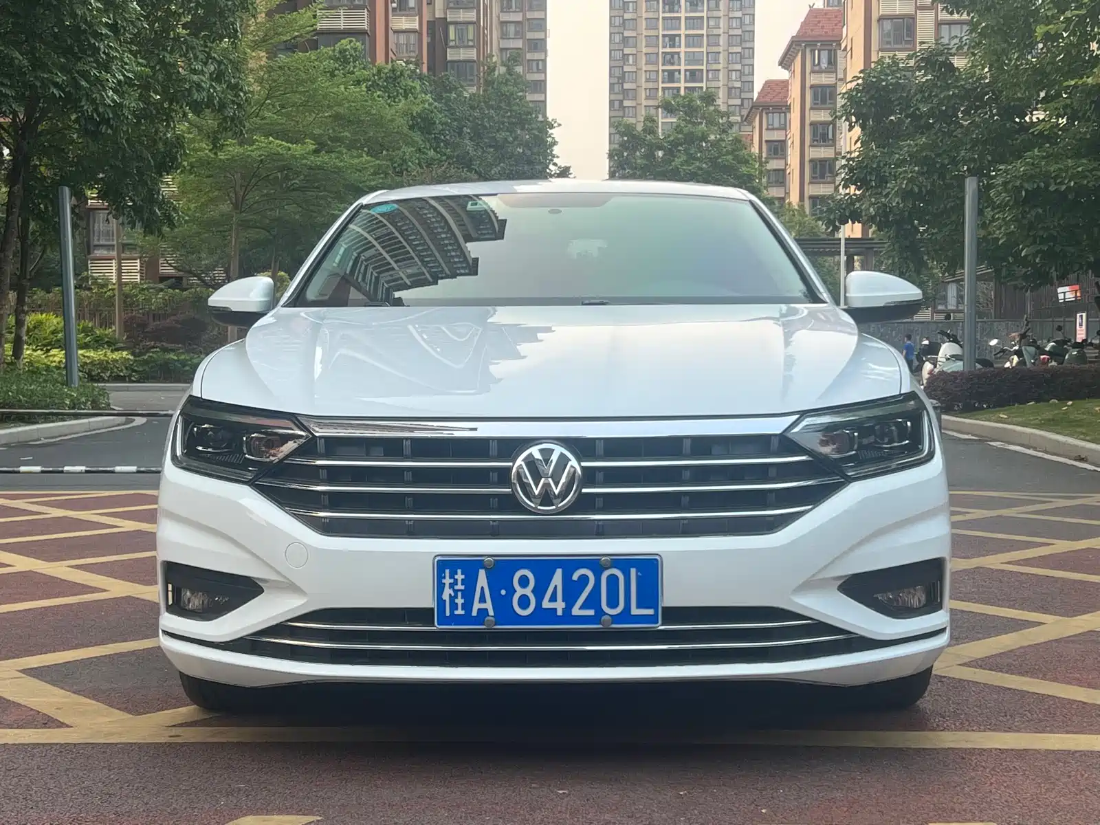 Фото 2 - Volkswagen Sagitar