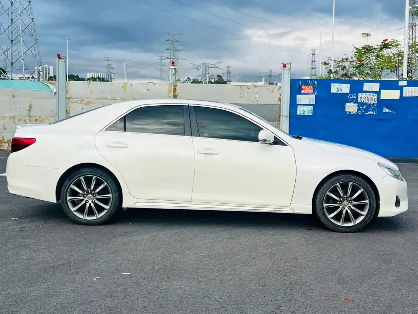 Toyota Reiz 2013 2.5V Premium Edition фото 4