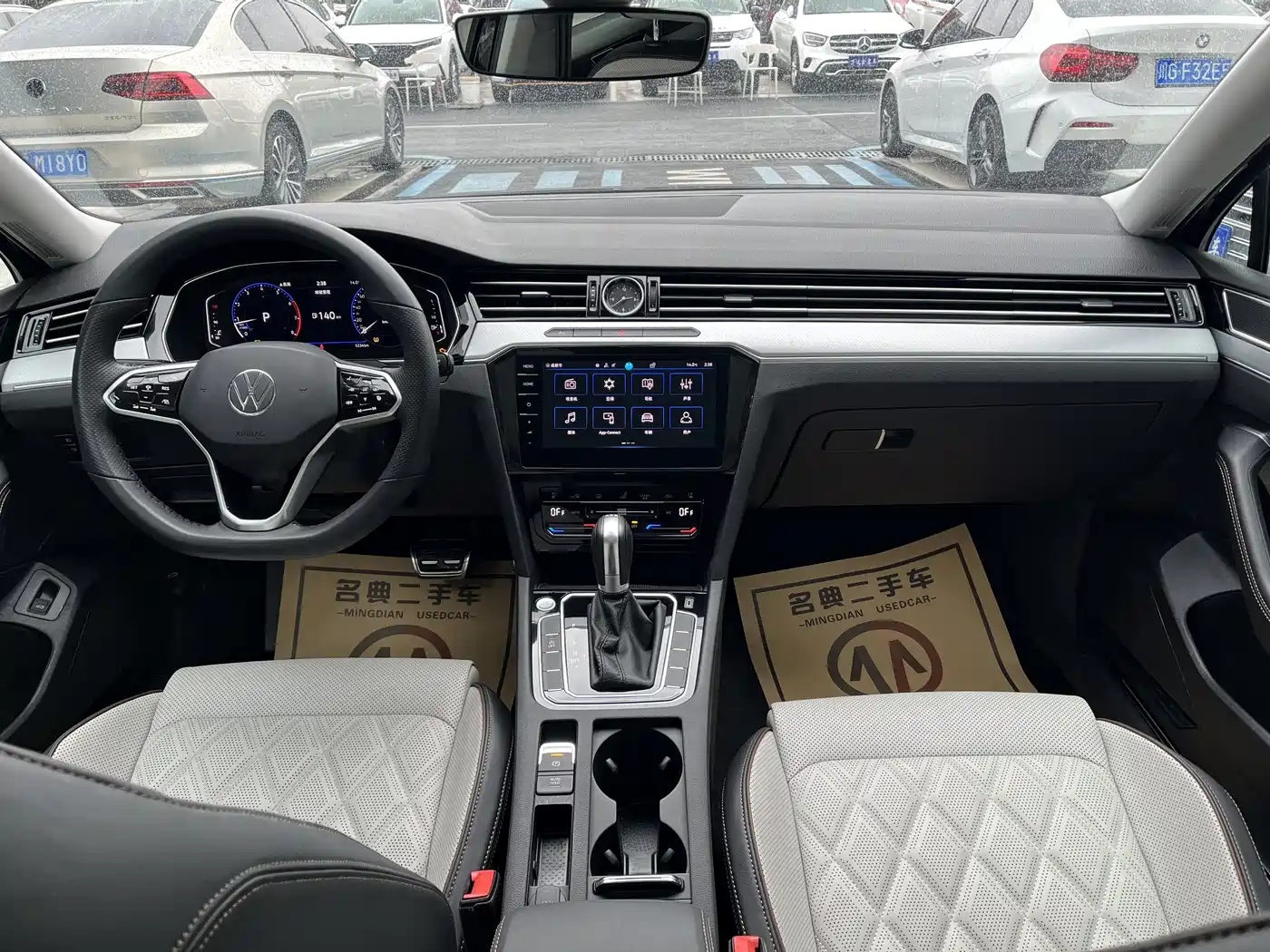 Volkswagen Magotan 2023 Model 2 Million Commemorative Edition 330TSI DSG Luxury фото 7