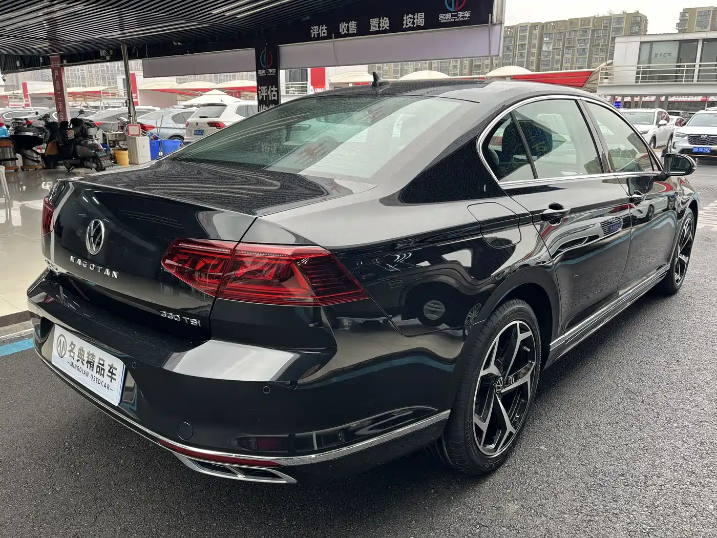 Volkswagen Magotan 2023 Model 2 Million Commemorative Edition 330TSI DSG Luxury фото 19