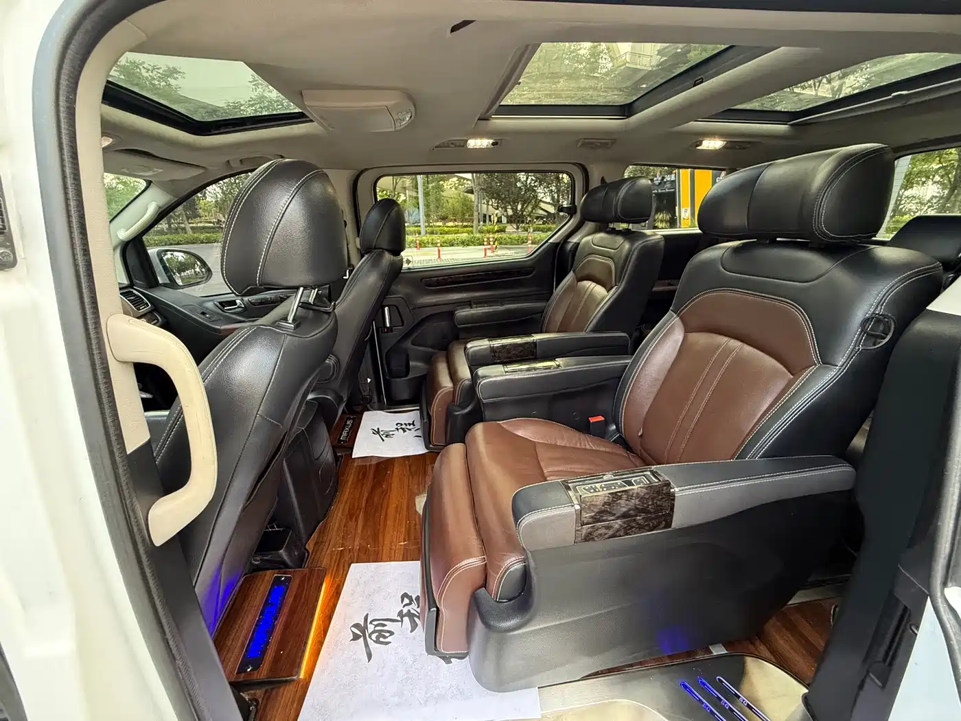 SAIC Maxus Maxus G10 2017 2016 2.0T Automatic Executive Edition
