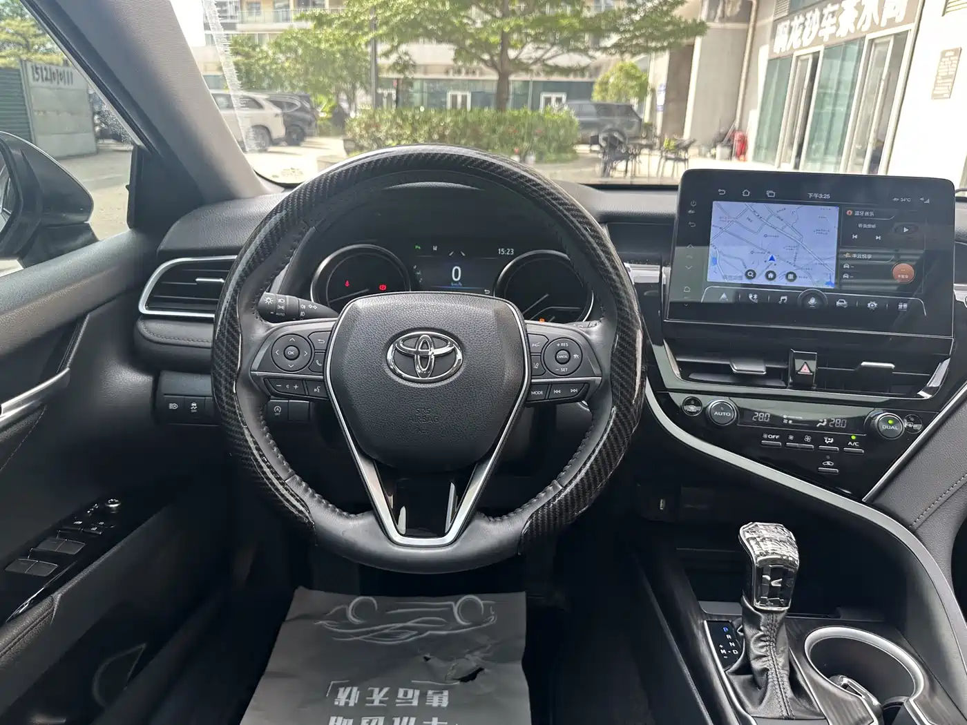 TOYOTA CAMRY