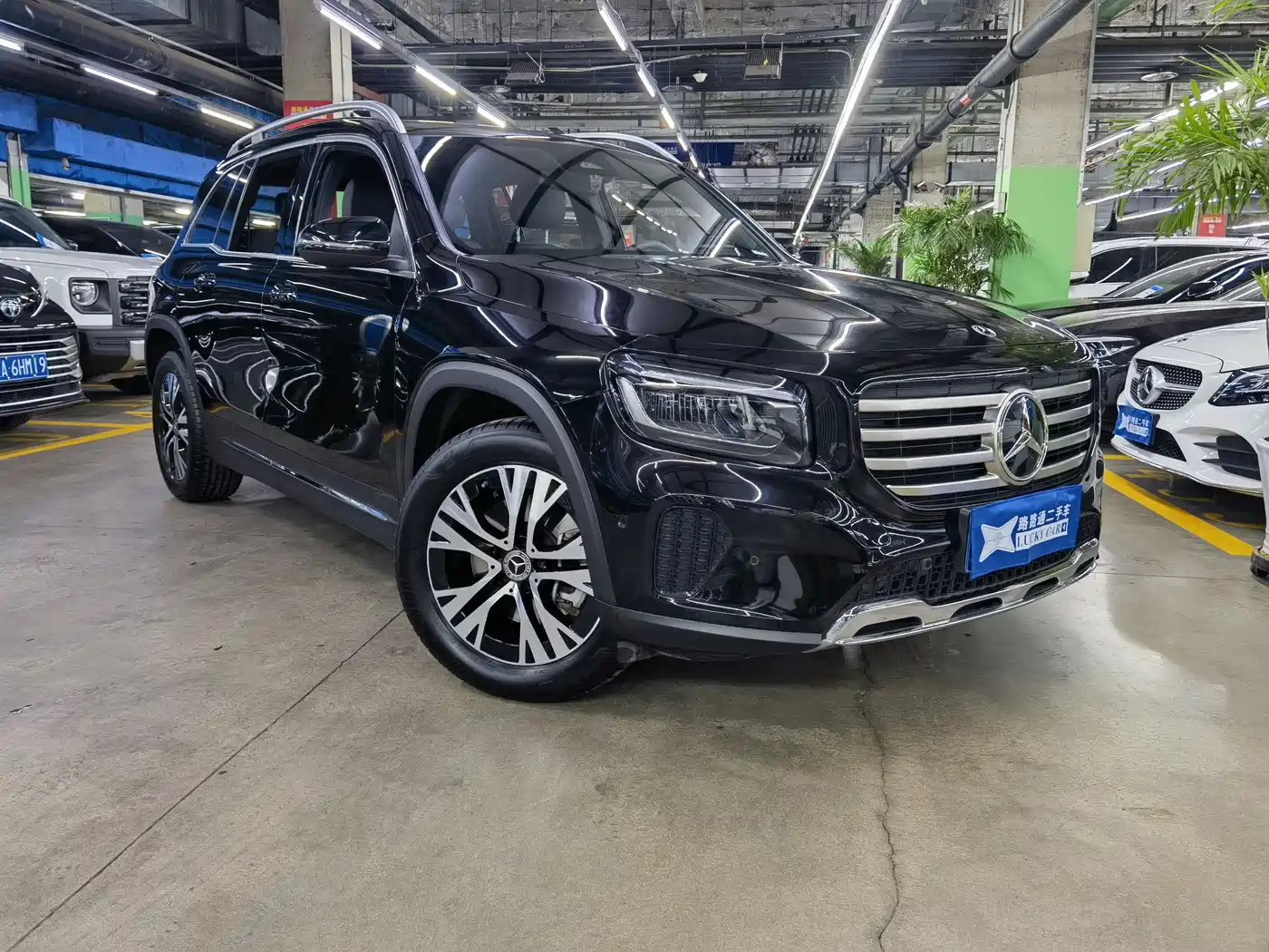 Mercedes-Benz GLB 2024 Facelift GLB 220 Dynamic фото 3