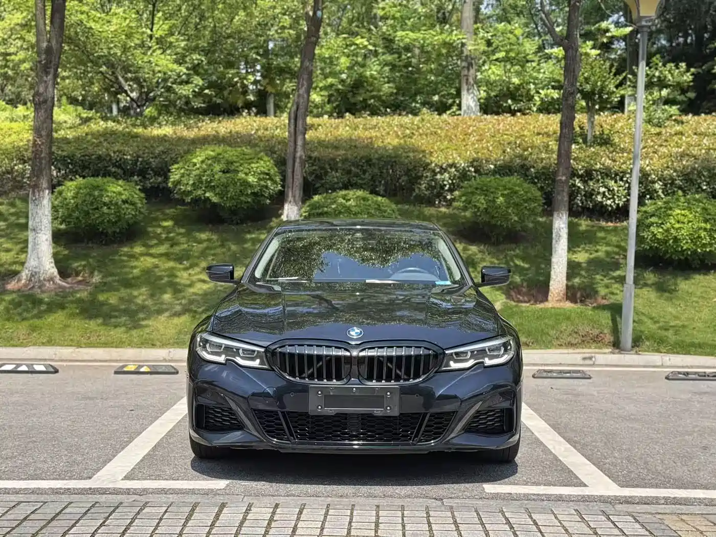 BMW 3 Series 2022 325Li M Sport Shadow Edition