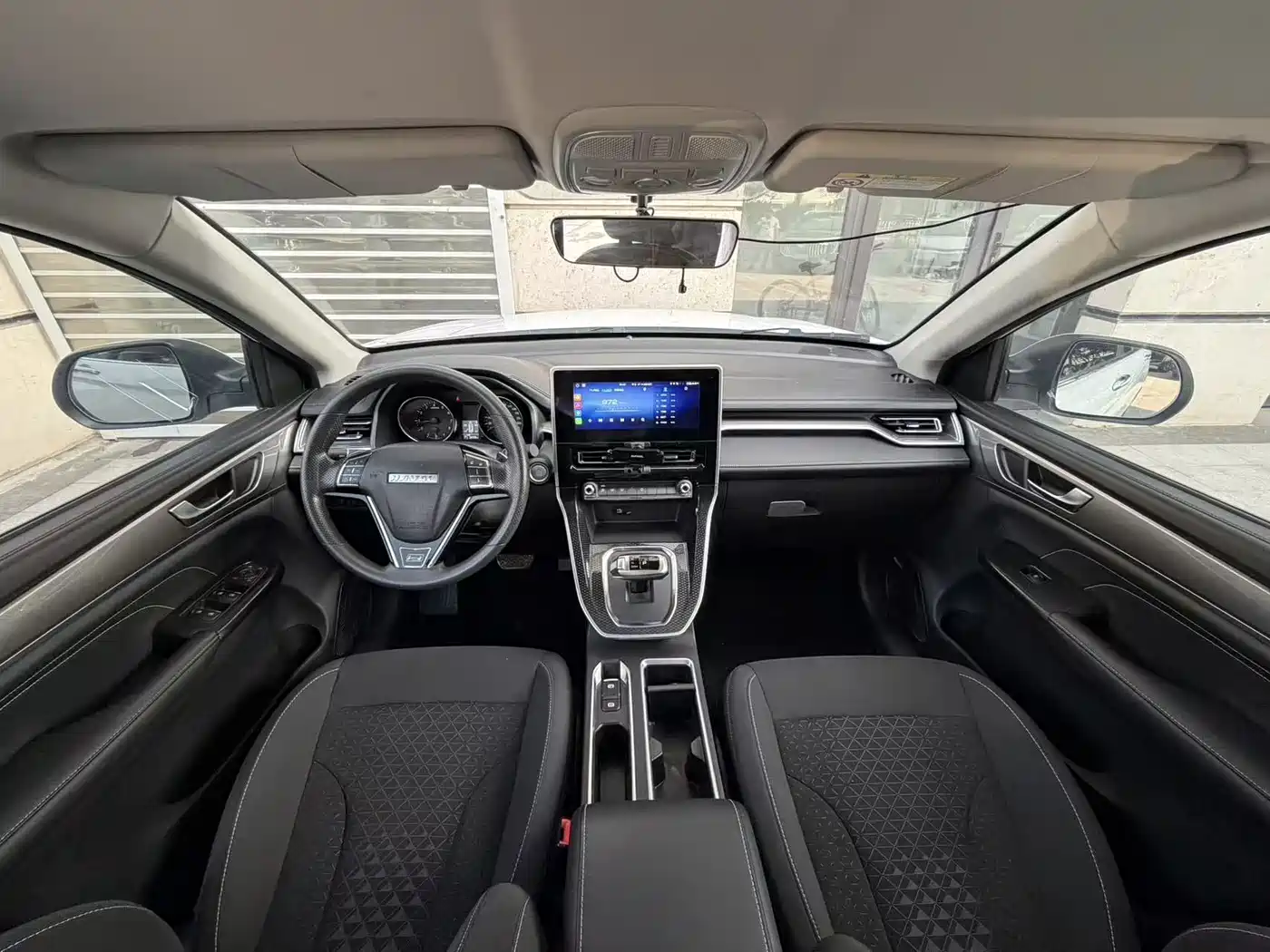 Haval M6 2023 PLUS 1.5T DCT Elite Smart Connect фото 6