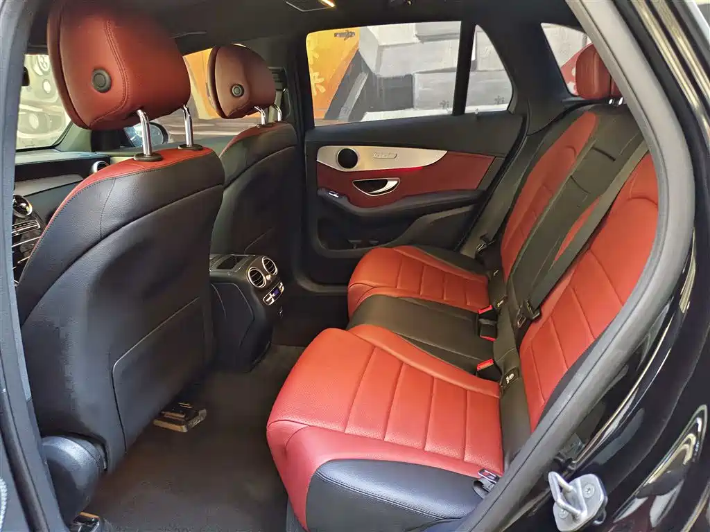 Mercedes-Benz GLC 2022 Model GLC 260 L 4MATIC Luxury Edition фото 8
