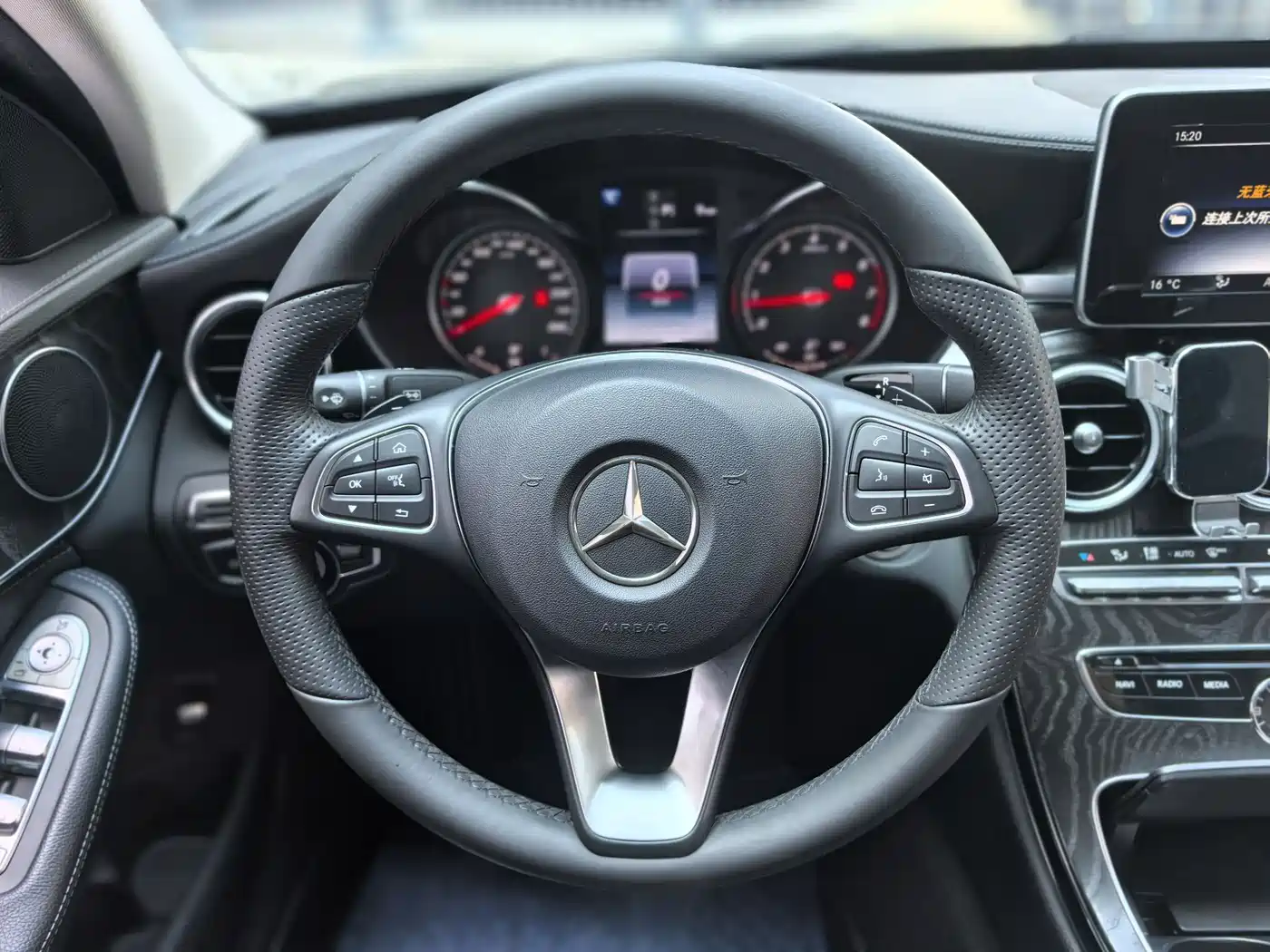 Mercedes-Benz C-Class 2017 C 180 L Sport фото 8