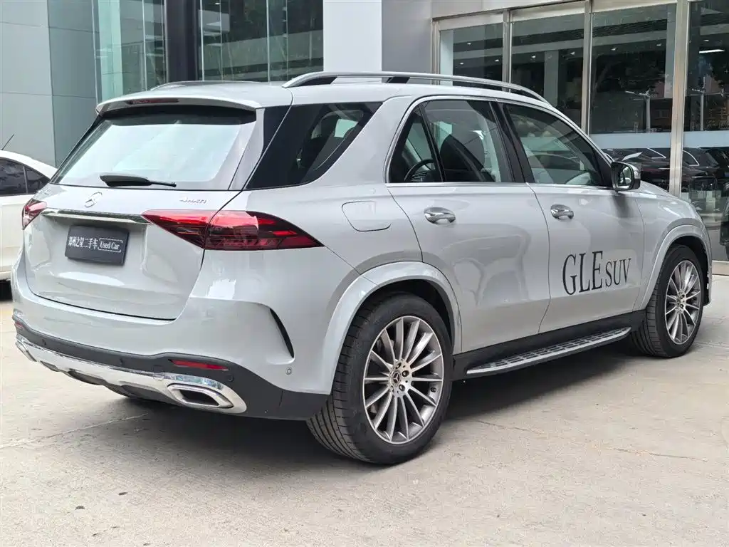 Mercedes-Benz GLE 2024 GLE 450 4MATIC Luxury фото 14