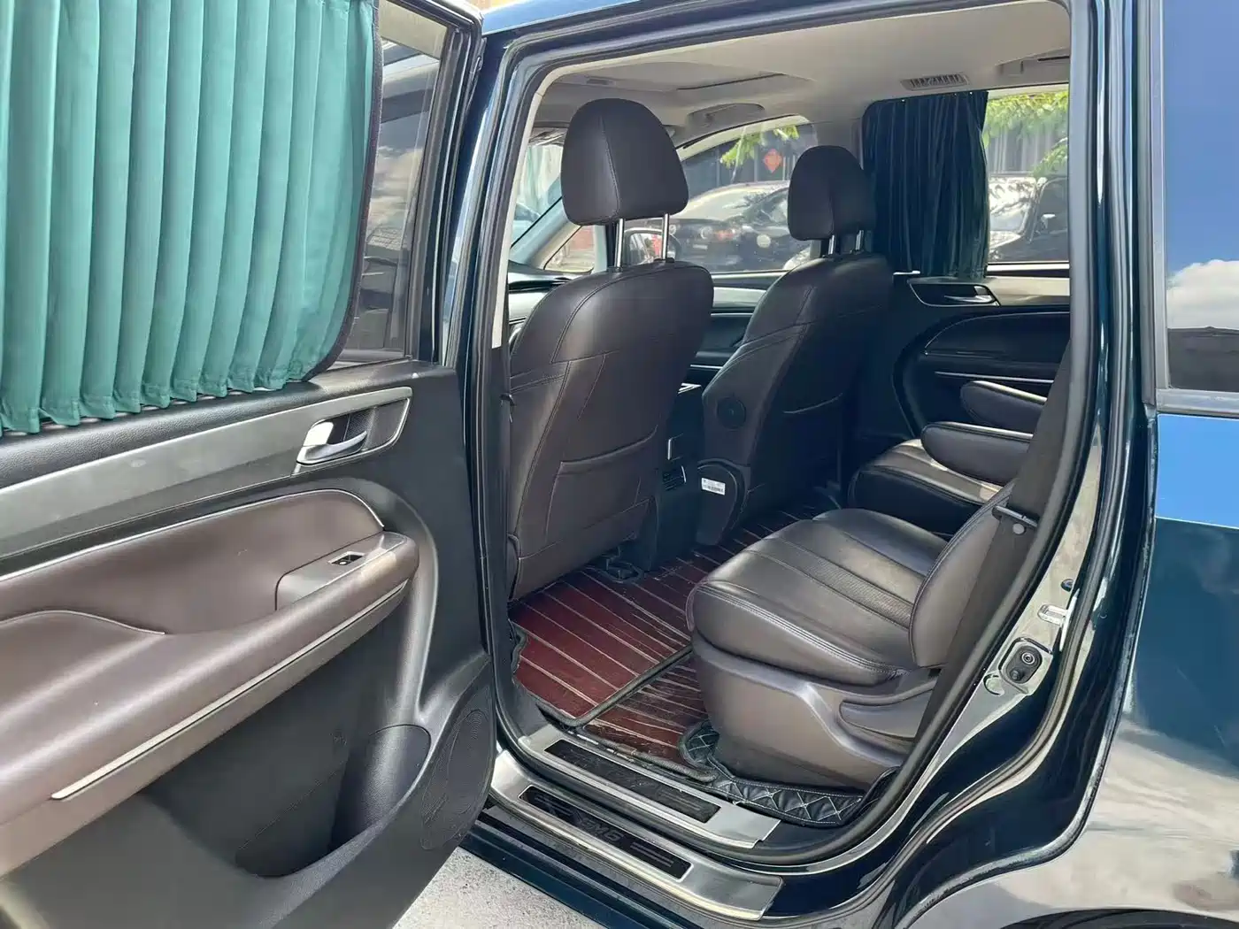 GAC Trumpchi Trumpchi M6 2019 270T Automatic Luxury (7-seater) China V фото 5