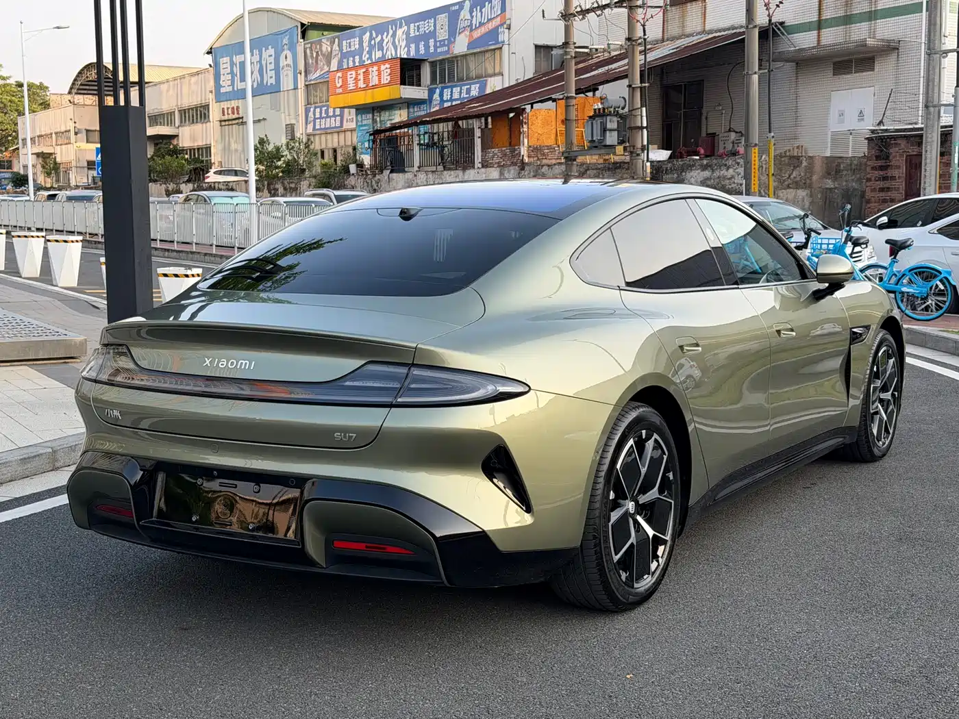 XIAOMI CAR XIAOMI SU7