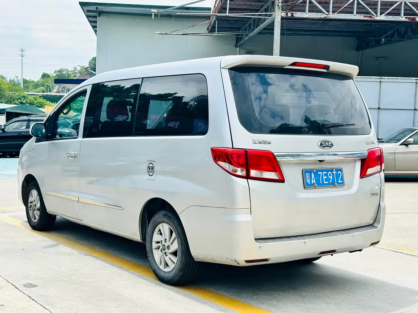 JAC Refine Refine M4 2017 2017 1.9T Diesel Manual Luxury