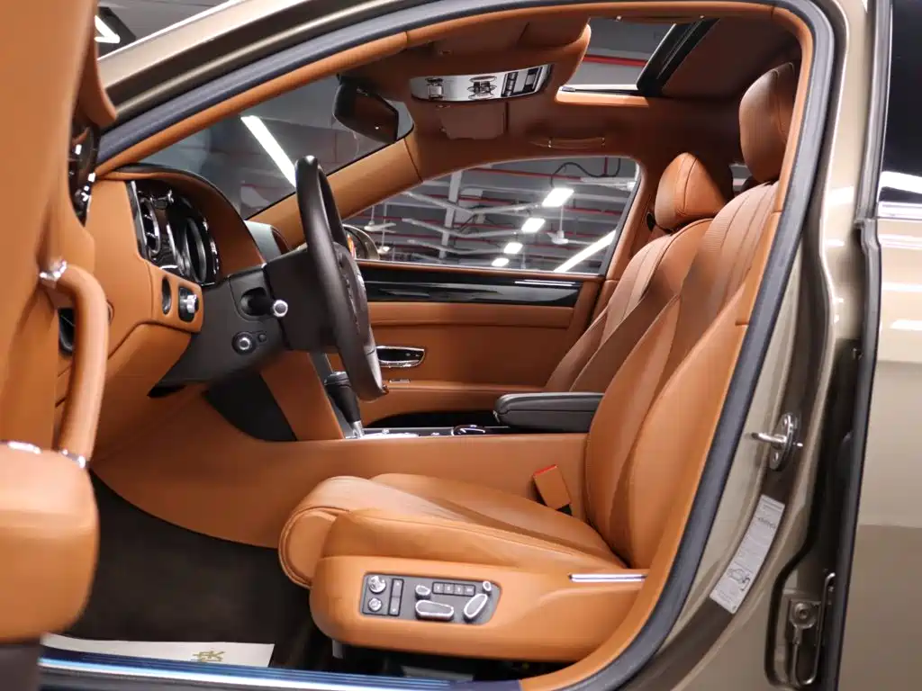Photo 6 - Bentley Flying Spur