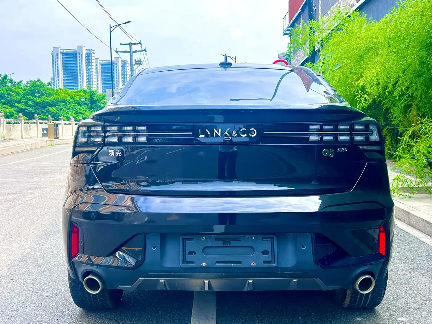Lynk & Co 05 2020 2.0TD 4WD Halo Edition фото 3