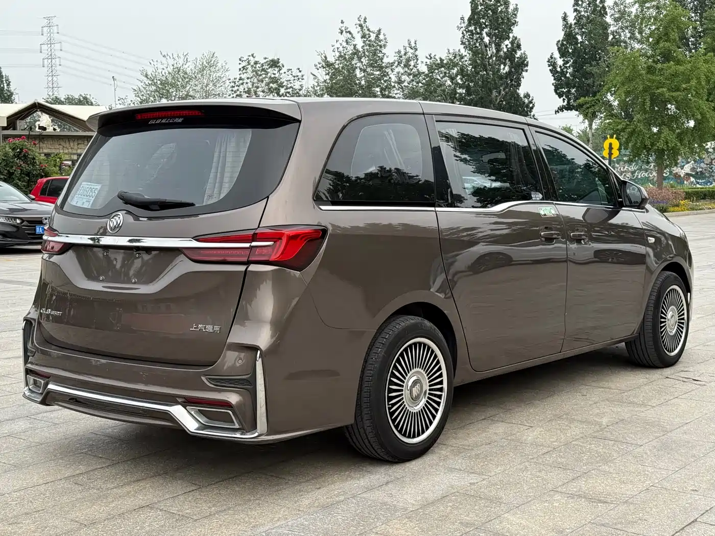 Buick GL8 2021 Land Business Class 652T Luxury фото 4