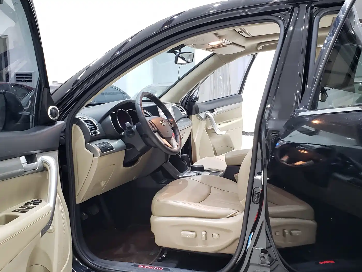 Photo 15 - Kia Sorento