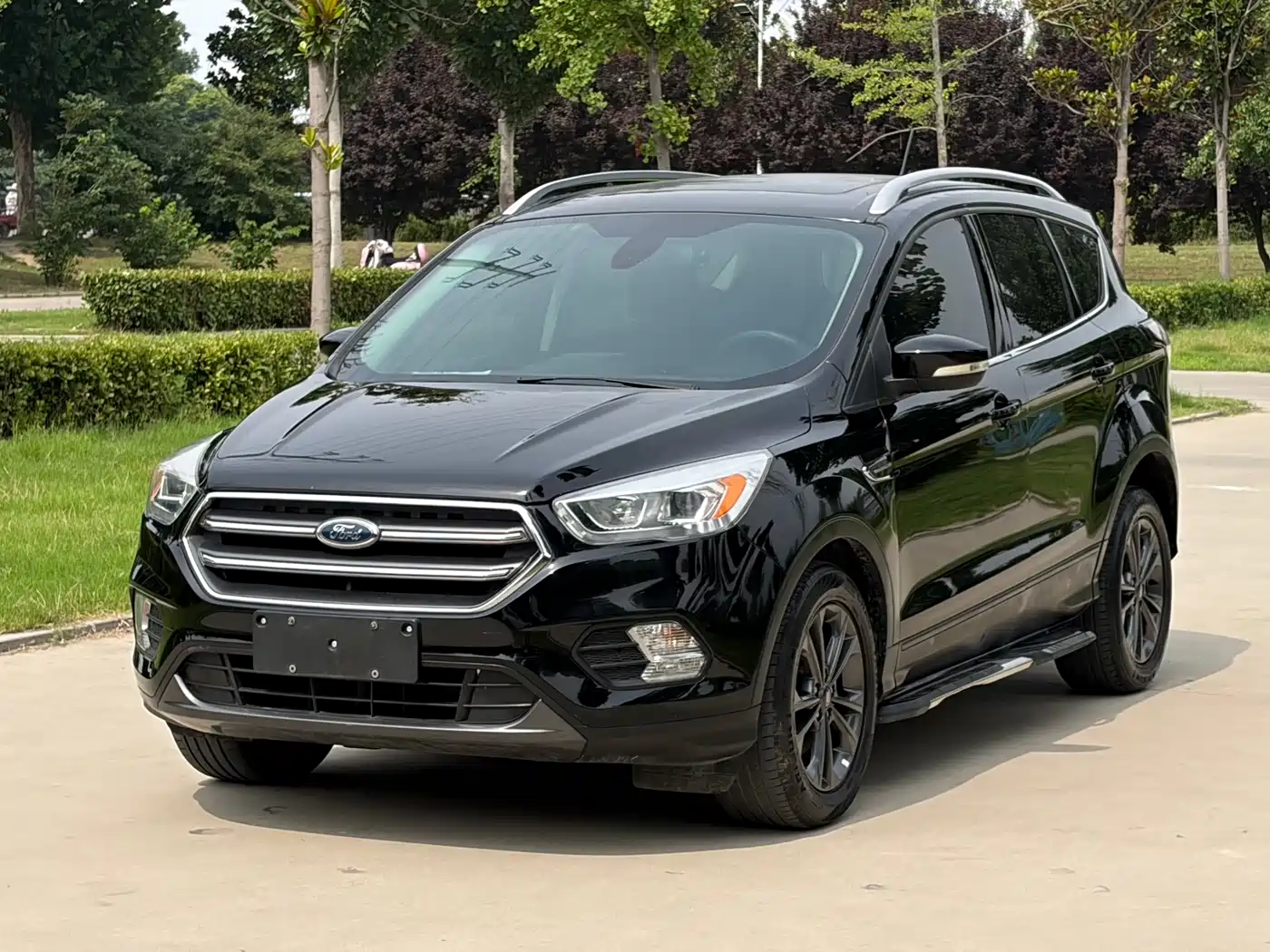 Ford Kuga 2019 EcoBoost 180 2WD Platinum Wing Edition China VI