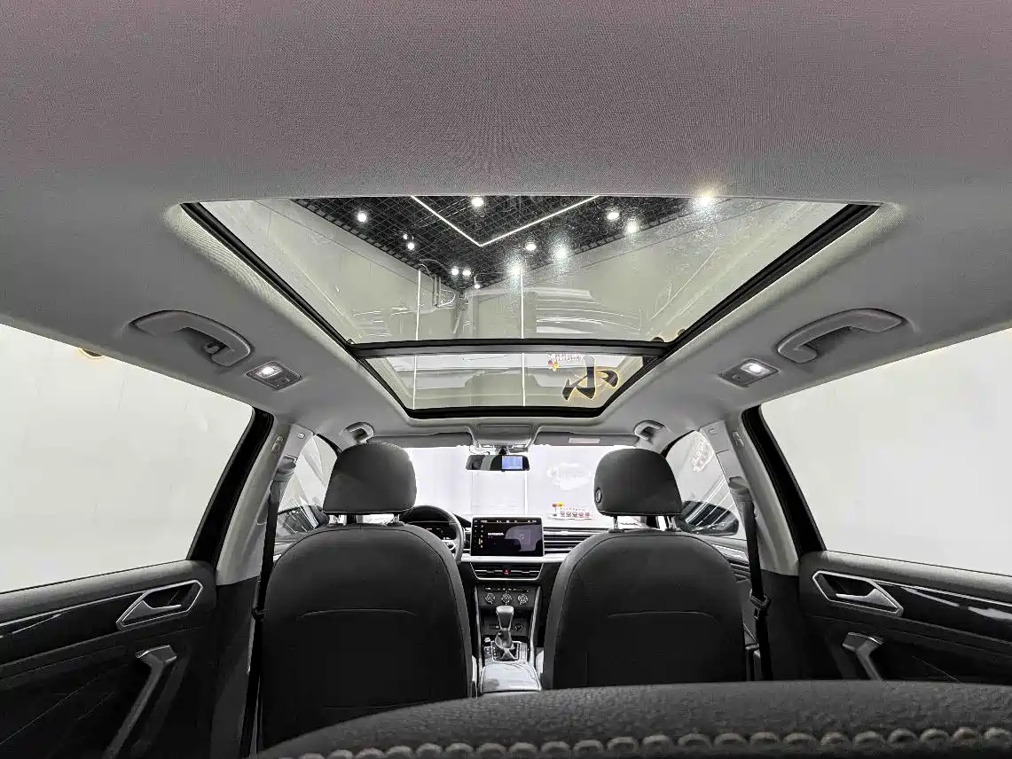 Volkswagen Tiguan L 2023 280TSI 2WD Trend Limited Edition фото 19