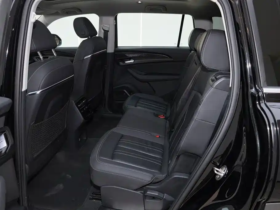 Audi Q6 2024 40 TFSI quattro Cloud View Yulin Package 7-seater фото 20