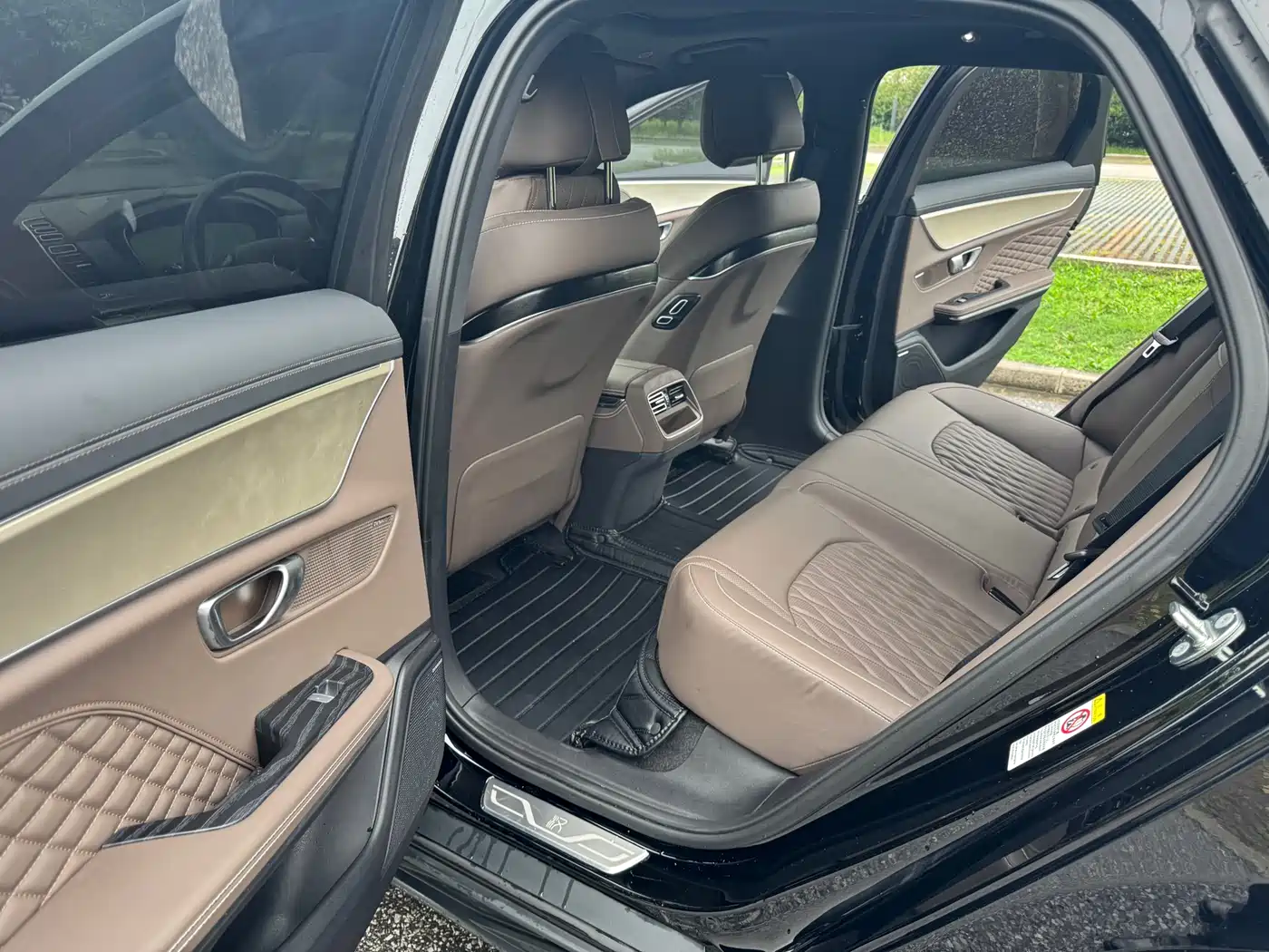 BYD Han 2023 DM-i Champion Edition 121KM Honor фото 16