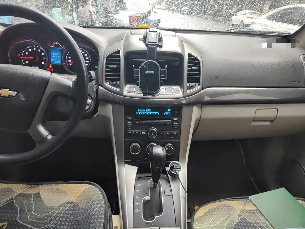 Chevrolet Captiva 2016 2015 2.4L 2WD Urban Edition 5-seater