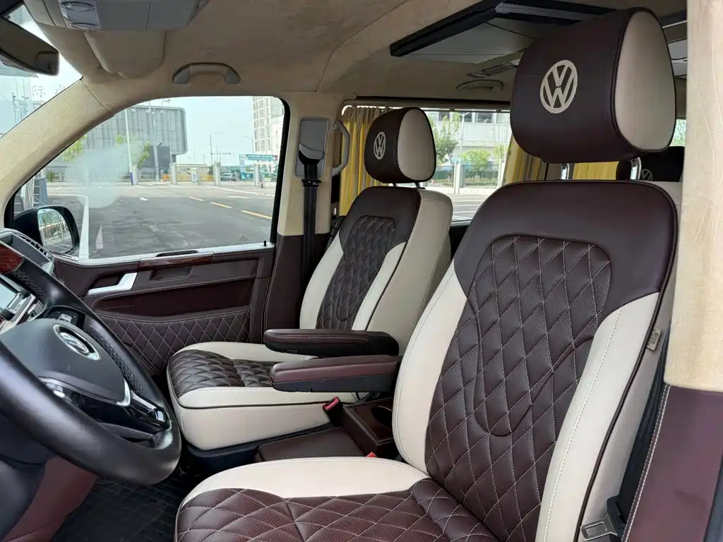 Volkswagen Caravelle 2019 2019 2.0TSI 4WD Luxury 7-seater