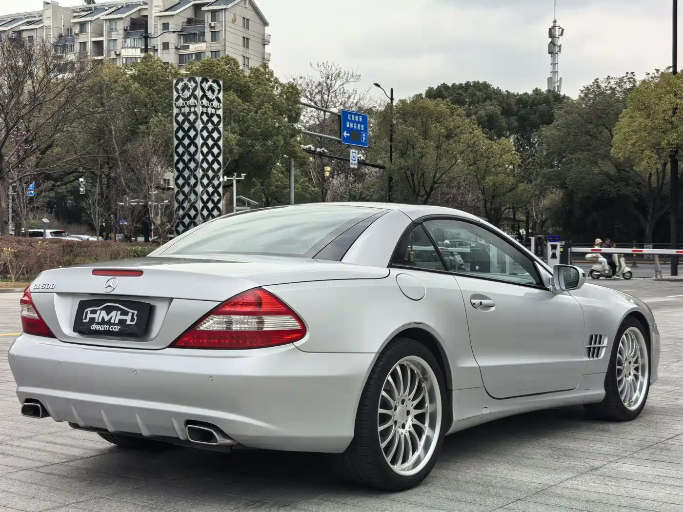 Mercedes-Benz SL-Class 2010 SL 300 фото 7