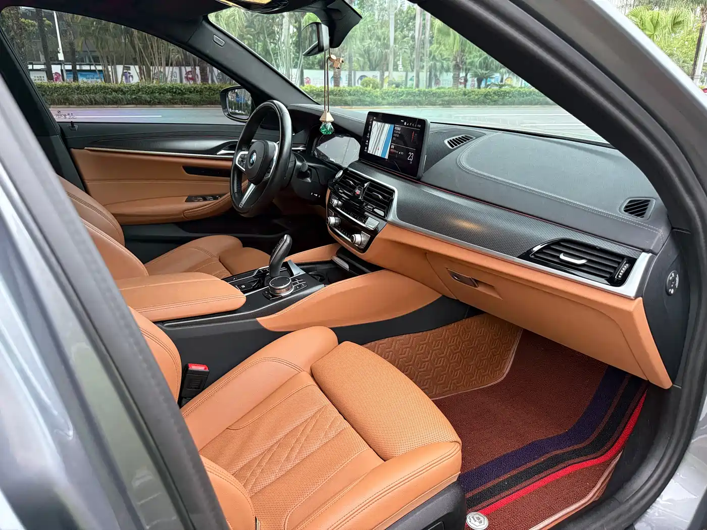 BMW 5 Series (Import) 2022 Model Second Facelift 525i M Sport Package фото 9