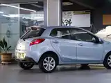 Фото 16 - Mazda 2