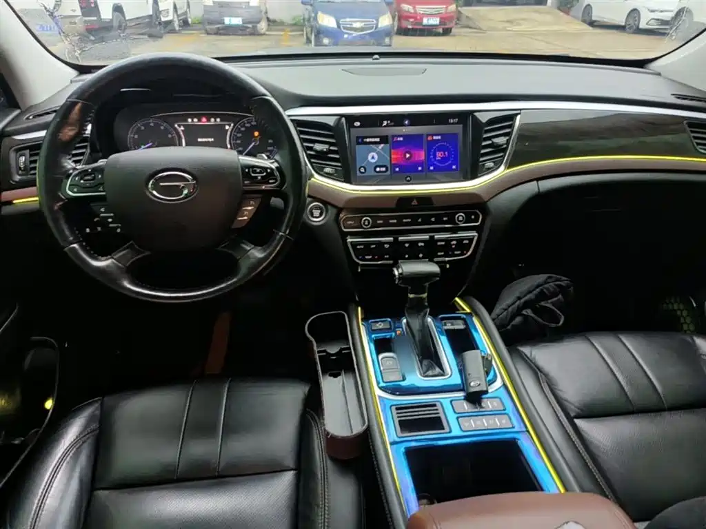 GAC Trumpchi Trumpchi GS8 2017 320T 2WD Luxury Smart Connect (7-seater) фото 10