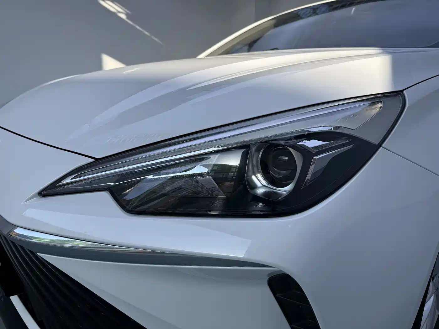 Photo 8 - Roewe i5