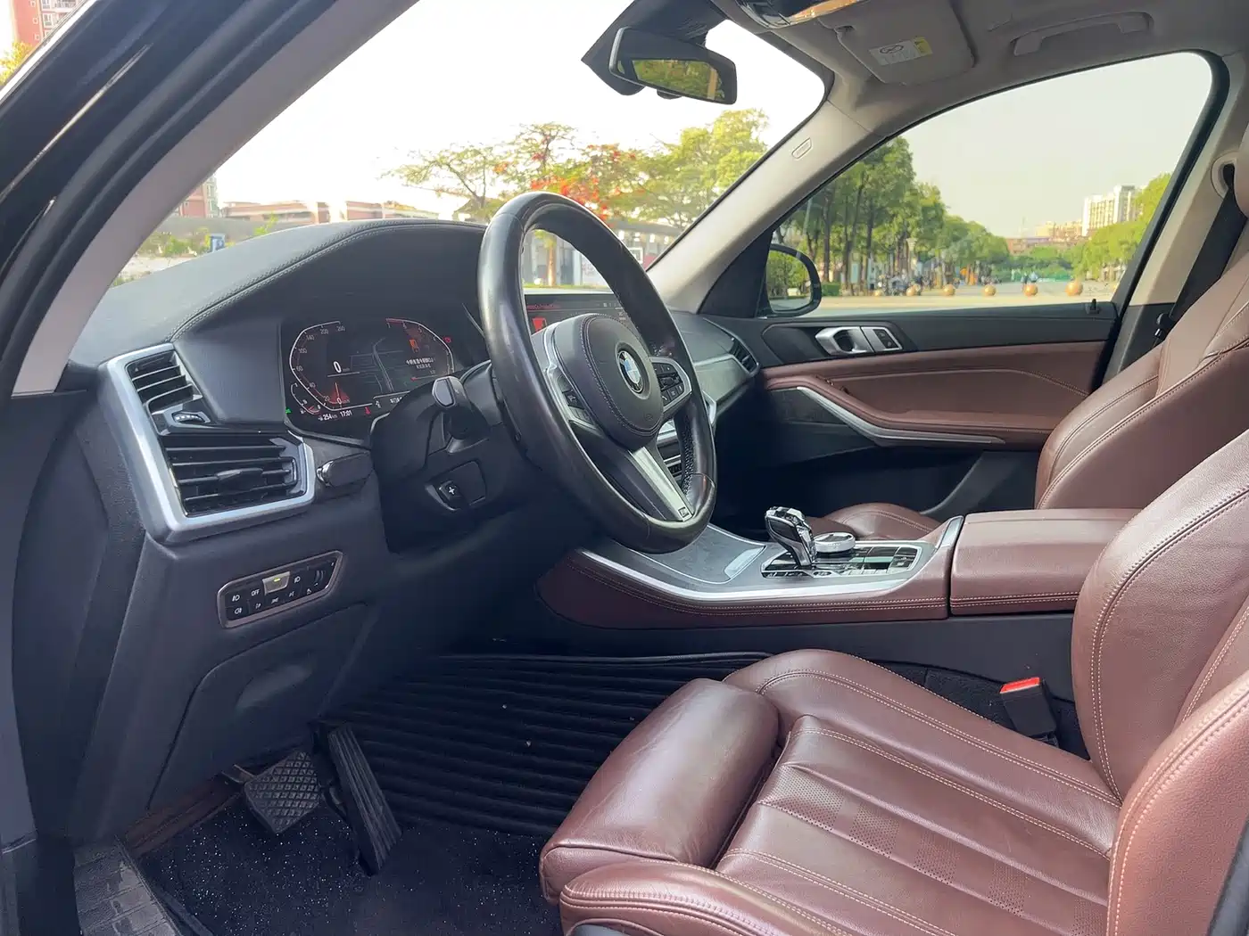 BMW X5 (Import) 2021 xDrive30i M Sport Package фото 9