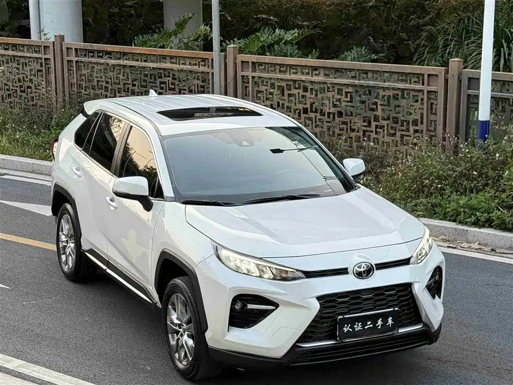 Toyota Wildlander 2023 2.0L CVT FWD Urban фото 10