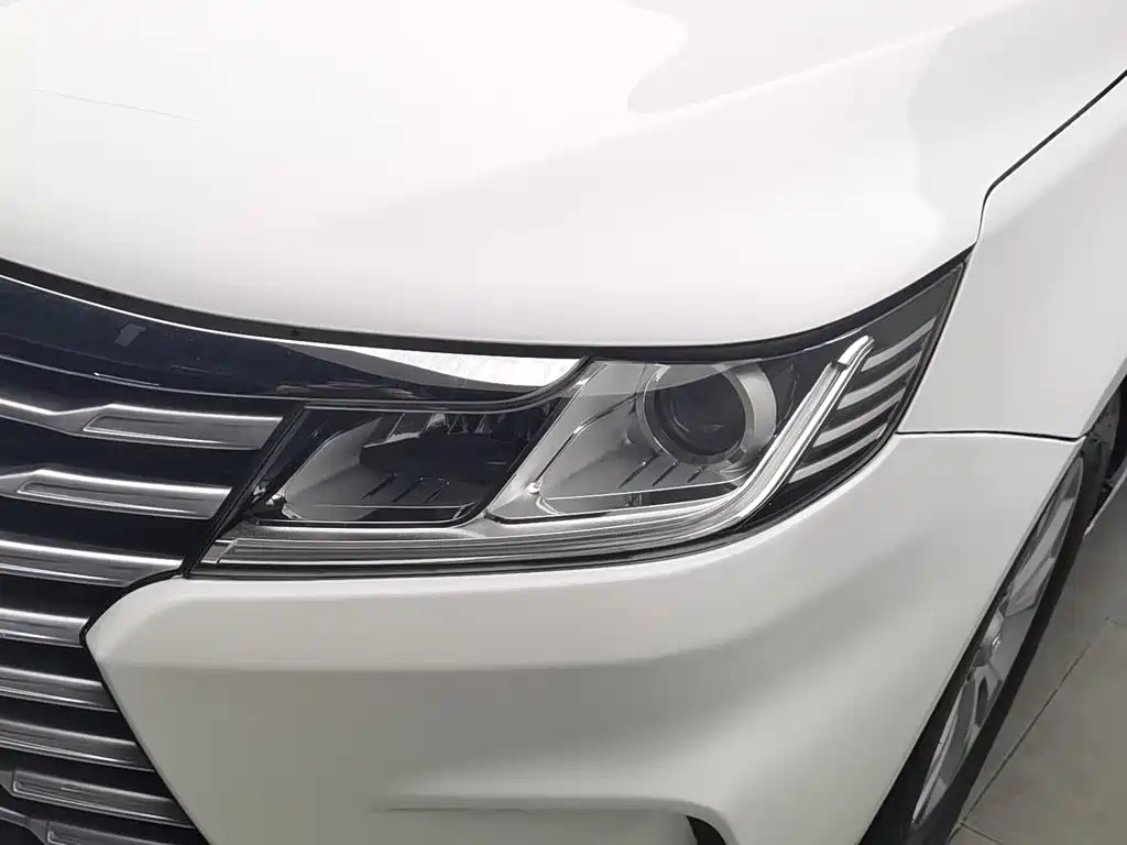 Soueast A5 Wing Dance 2022 2021 1.5L CVT Wing Luxury Edition