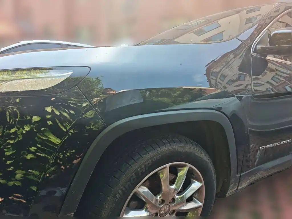 Jeep Cherokee (Import) 2015 2014 2.4L Luxury