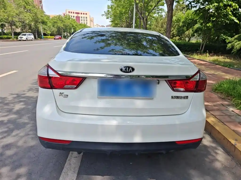 Kia K3 2017 1.6L Automatic 15th Anniversary Special GLS фото 6