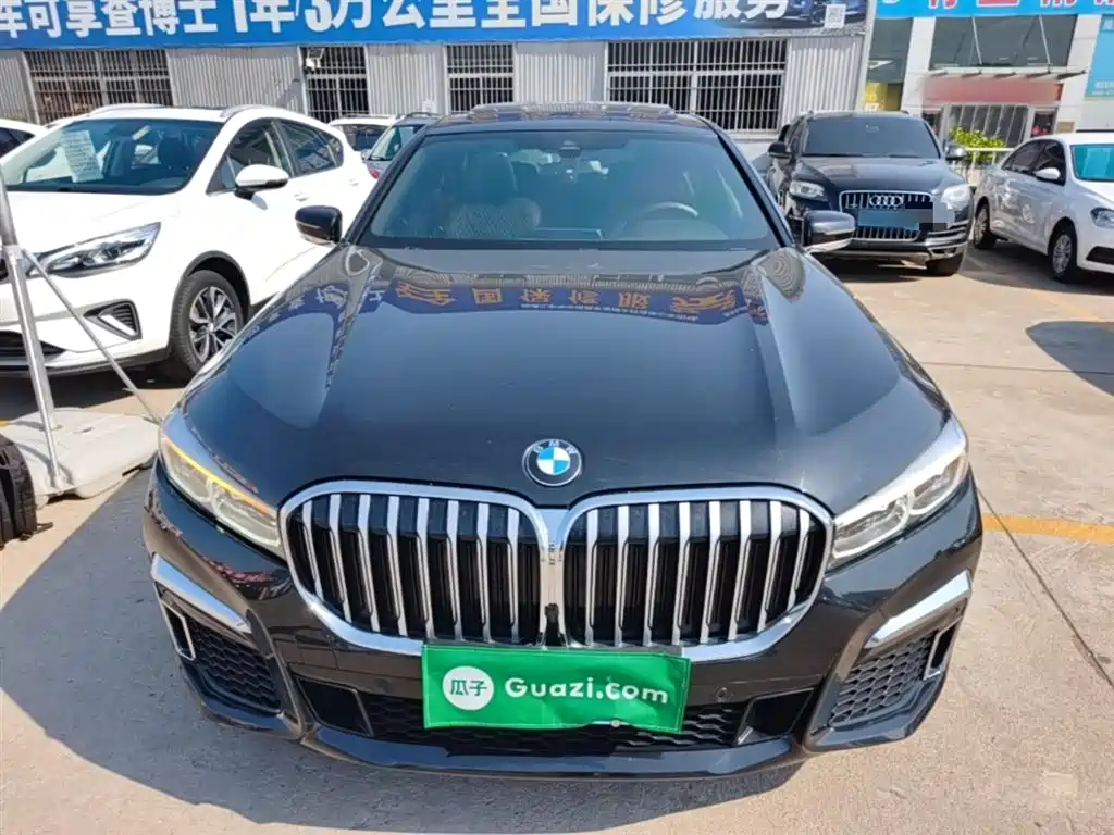 BMW 7-SERIES