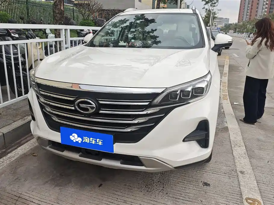 GAC TRUMPCHI GS5