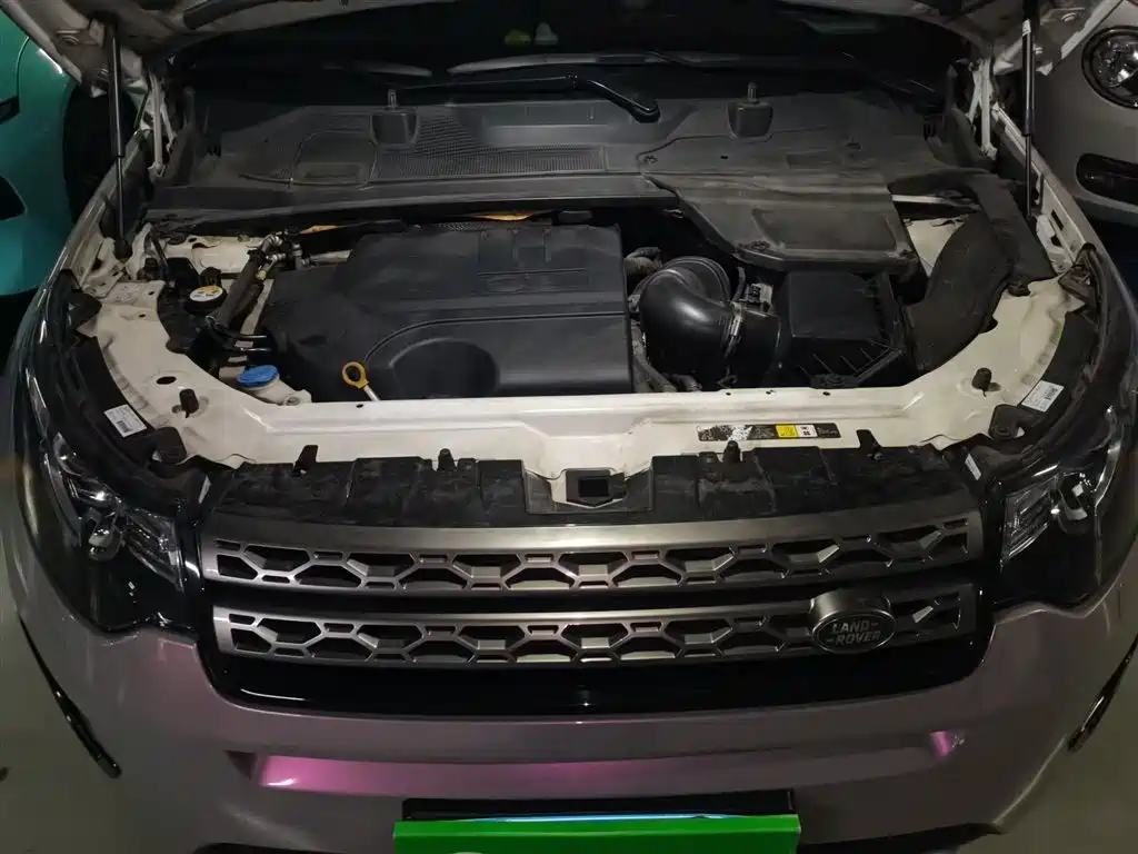 Land Rover Discovery Sport 2018 240PS SE Edition фото 11