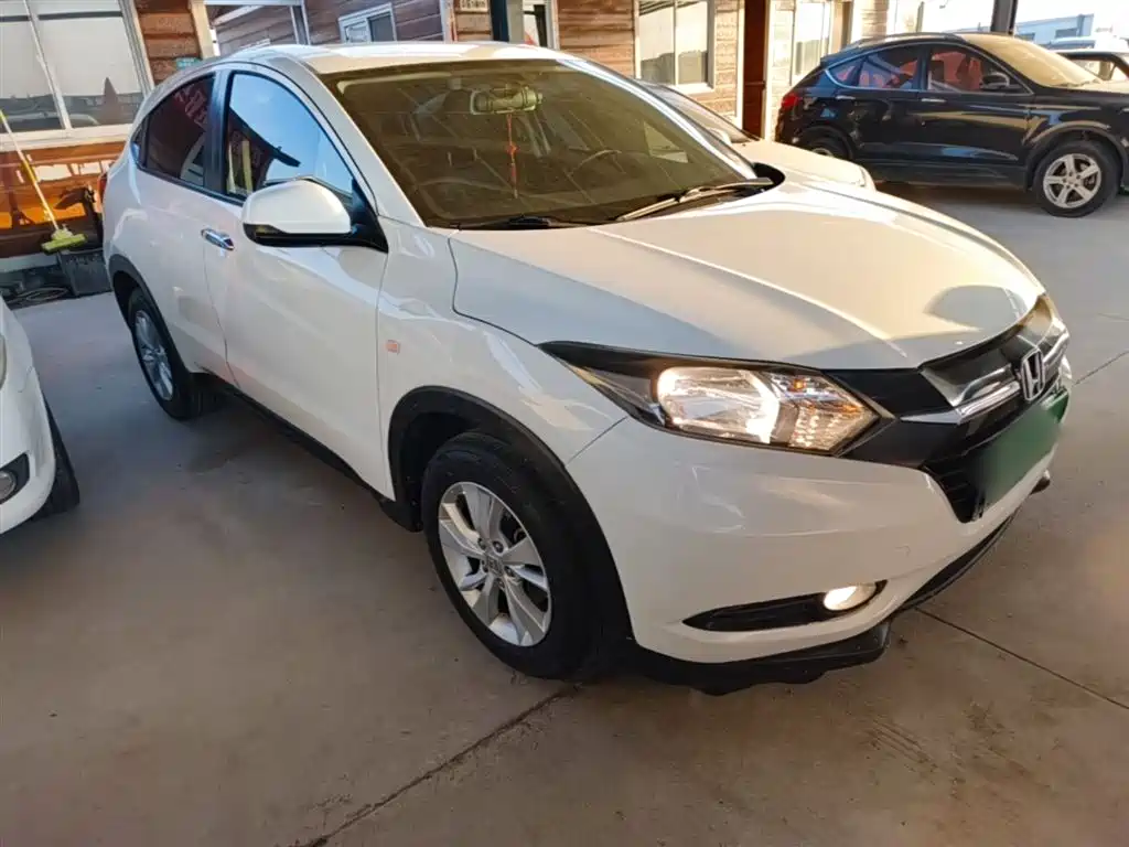 Honda Vezel 2016 2015 1.5L CVT 2WD Comfort