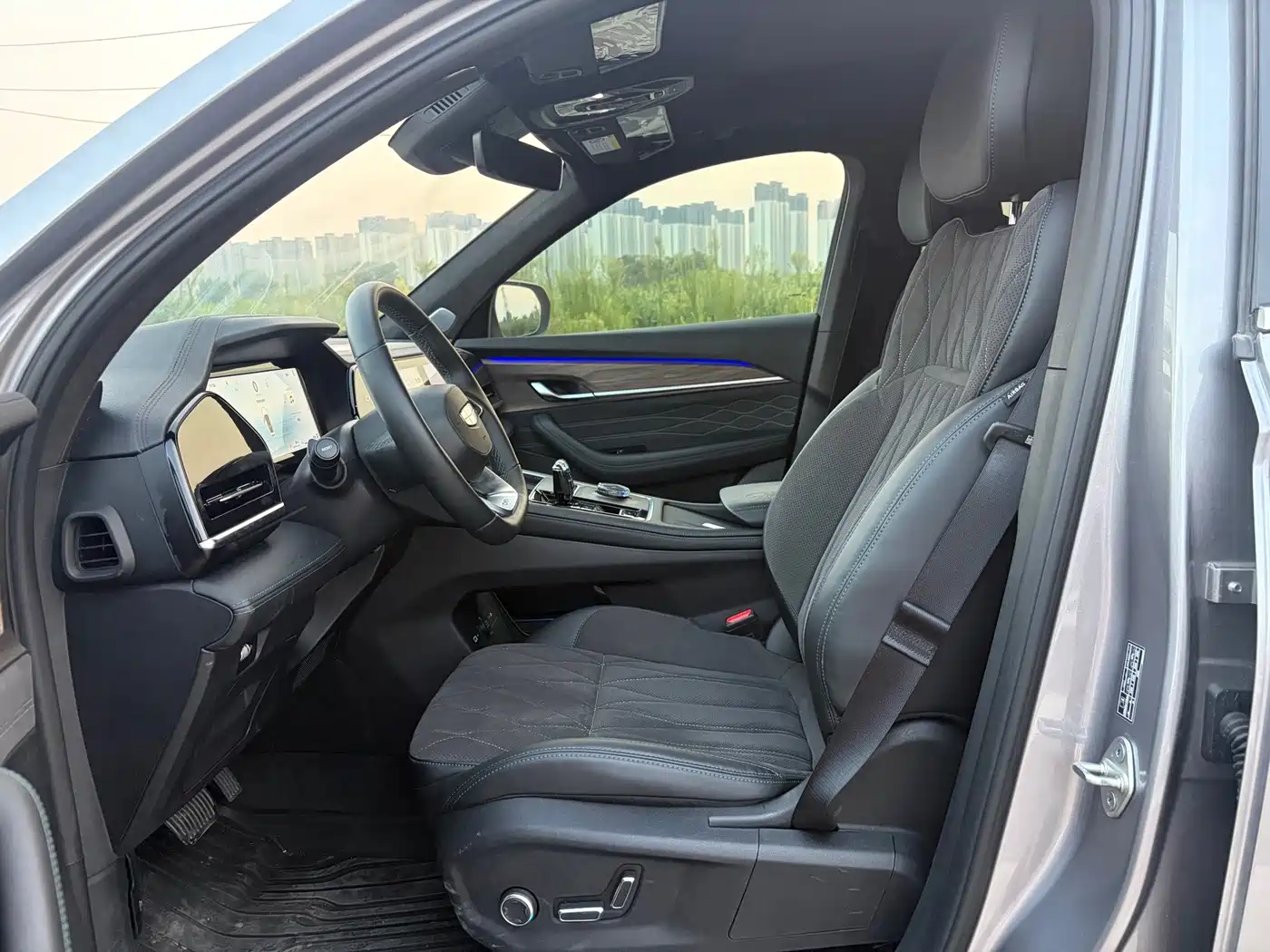 Фото 4 - Geely Xingyue L