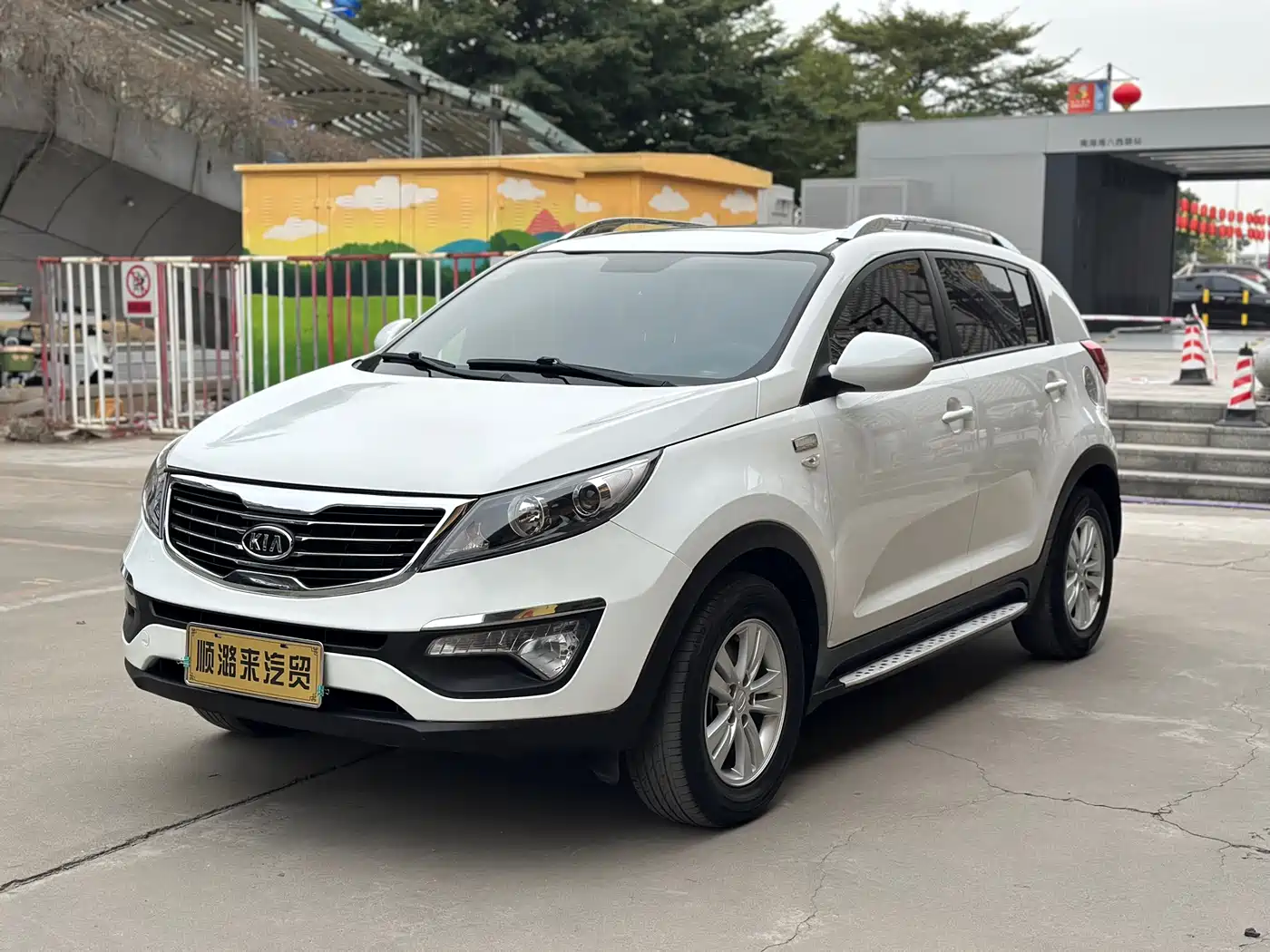 Kia Sportage 2014 2.0L Automatic 2WD GL Edition фото 3