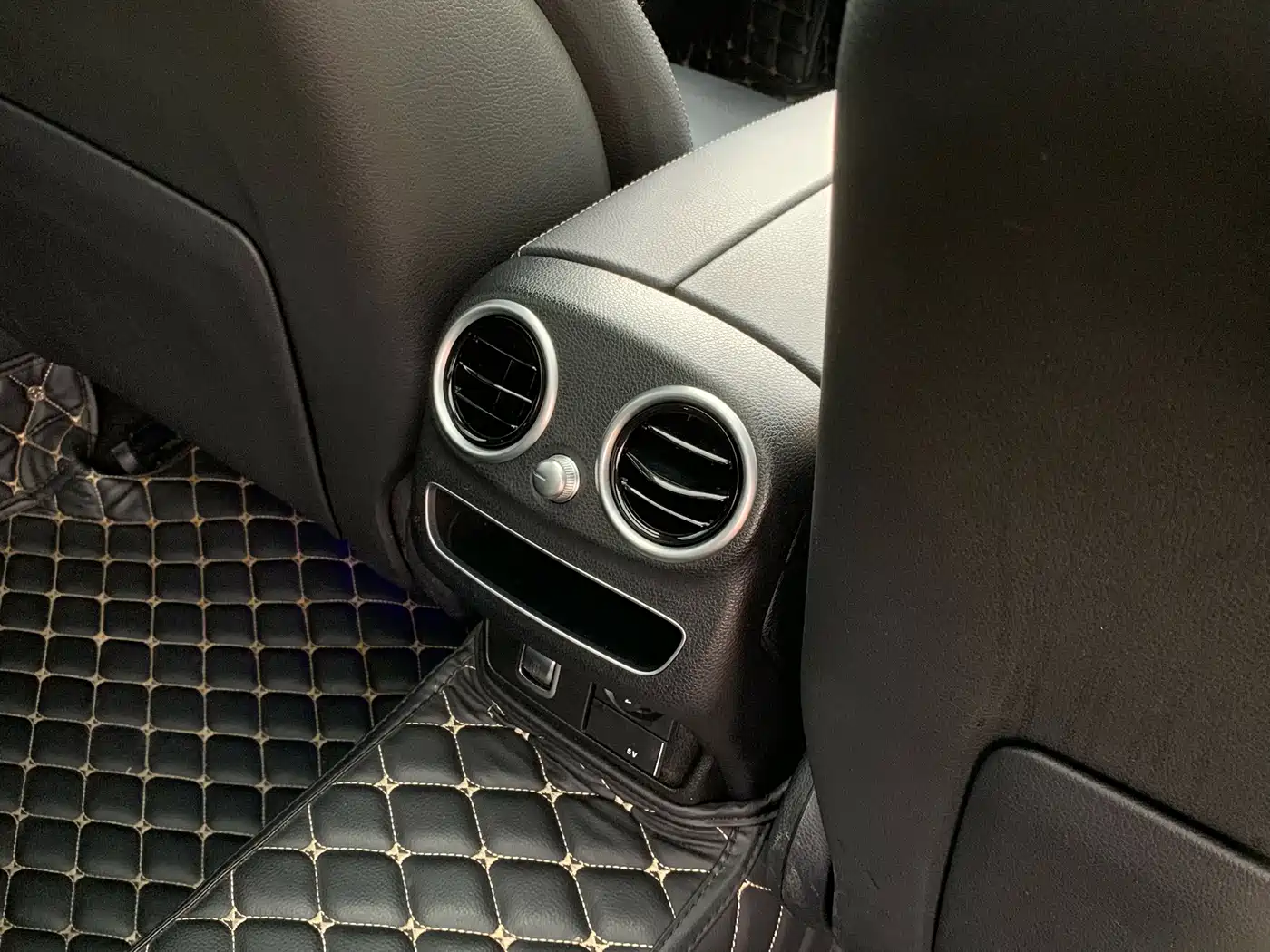 Mercedes-Benz C-Class 2020 Facelift C 260 L Sport фото 32