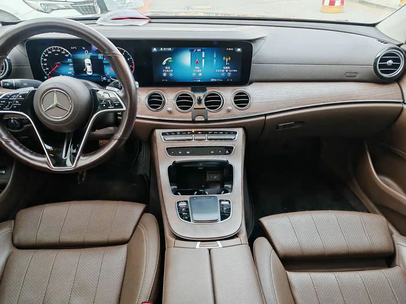 Mercedes-Benz E-Class 2023 E 260 L фото 6