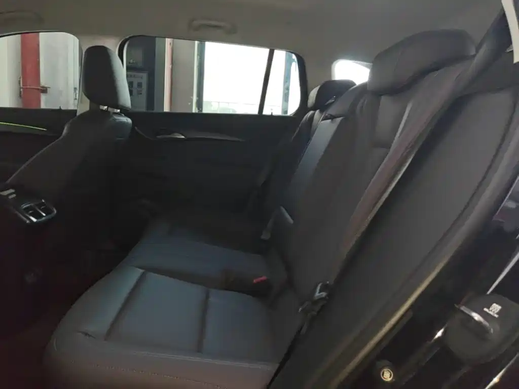 Buick Envision Plus 2026 2026 Envision Plus 28T FWD Base