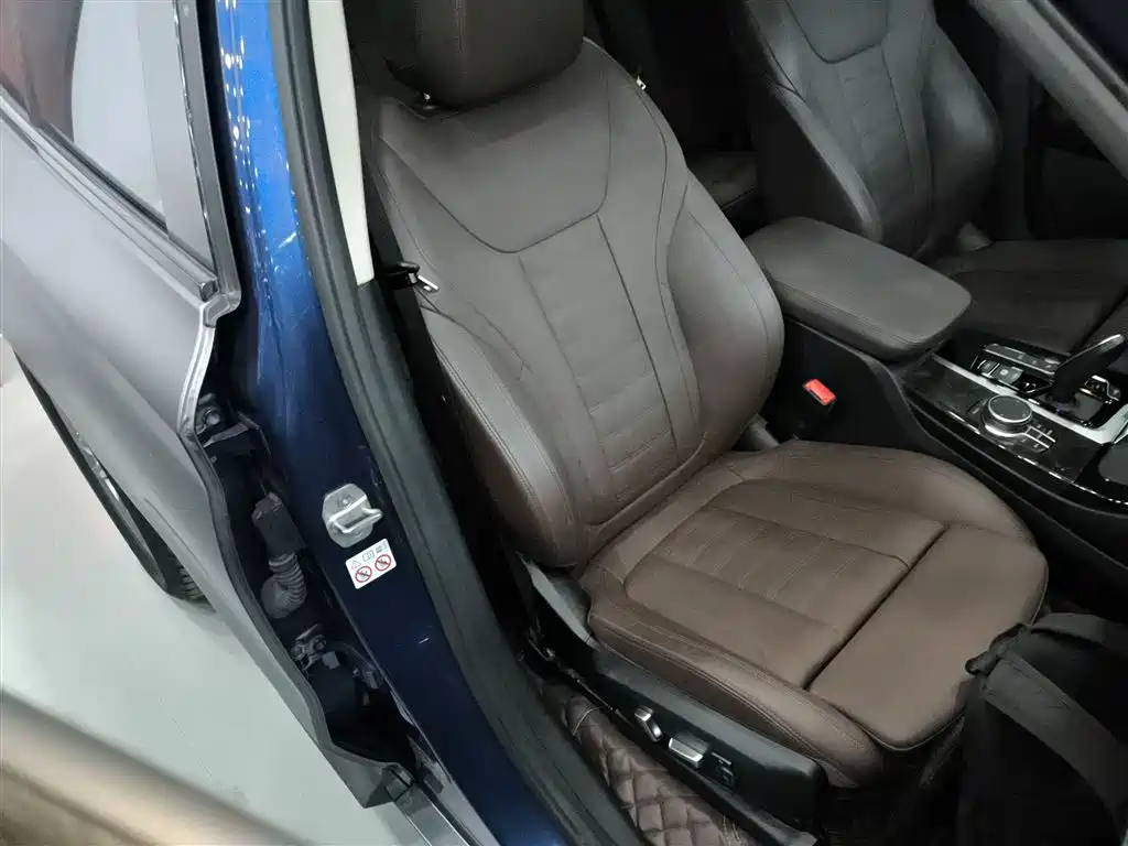 BMW X3 2018 xDrive30i Leading M Sport Package China VI фото 17