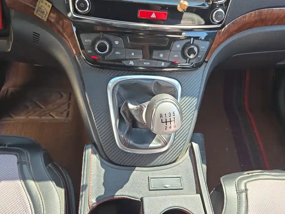 Haval H6 2014 2013 Sport Edition 1.5T Manual 2WD Premium