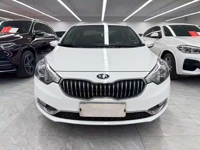 Kia K3 2013 1.6L Automatic GLS — фото 2